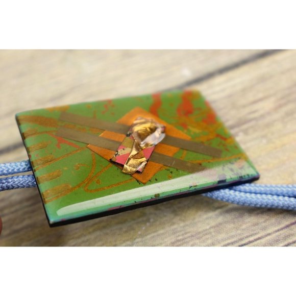Abstract Green Bolo Tie OOAK Artist Signed Gold Collage Western Necklace - Picture 7 of 9